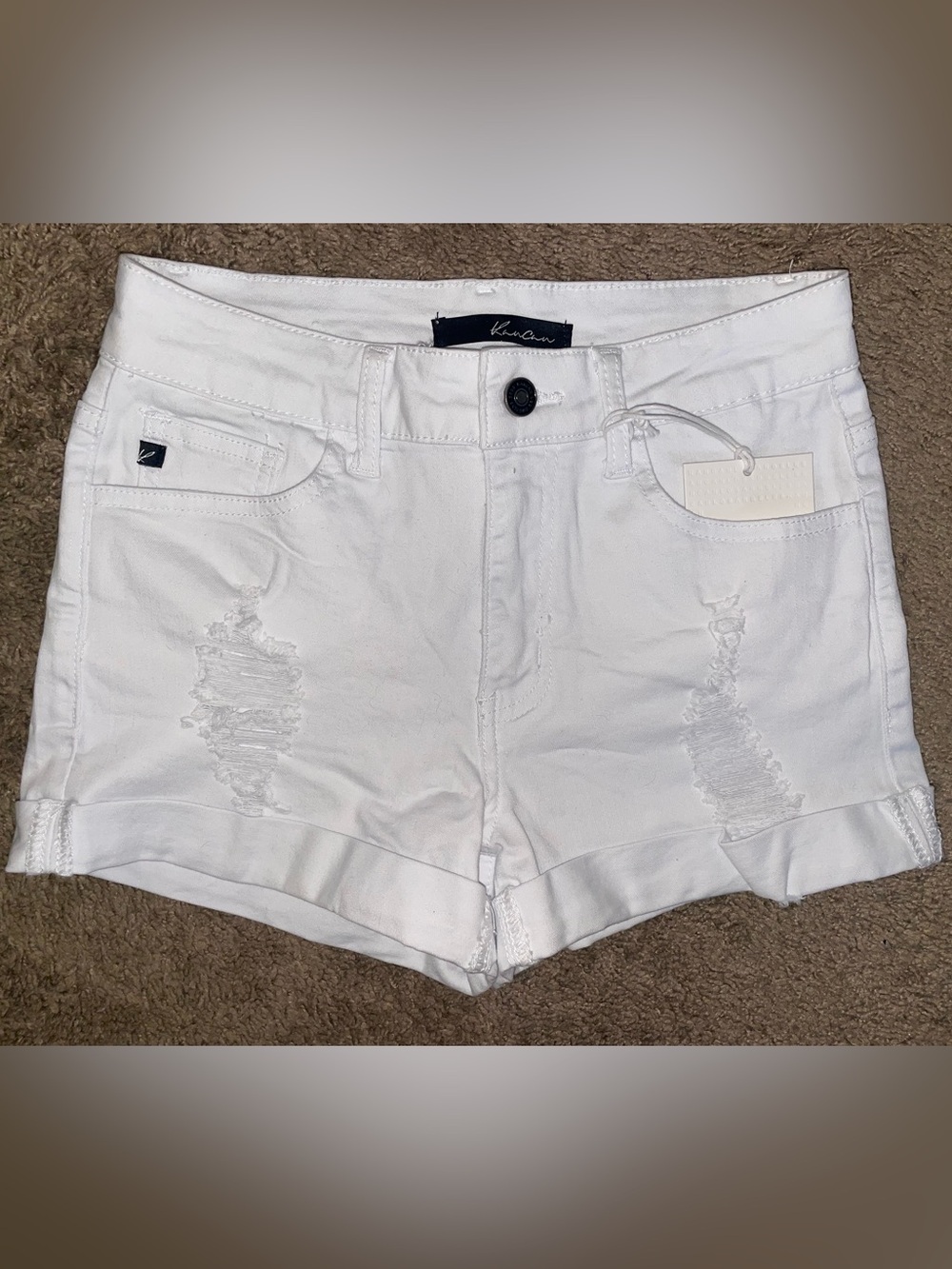 NWT- KanCan Women’s White Distressed Cuffed Mid Rise Stretchy Denim Jean Shorts